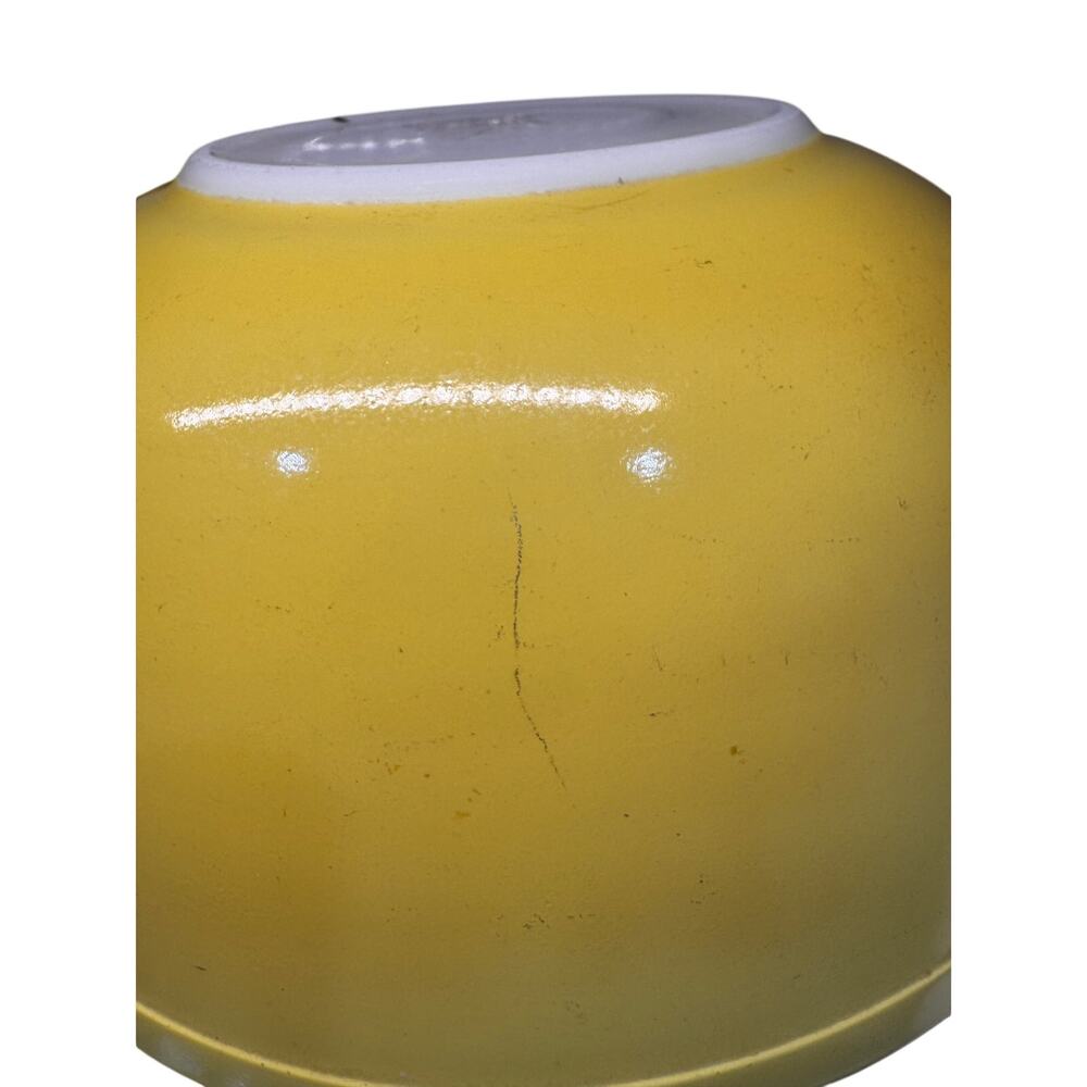Vintage Pyrex Yellow Mixing Bowl 4 Qt 404 Primary Color Milk Glass 10.5" Large - Picture 7 of 8